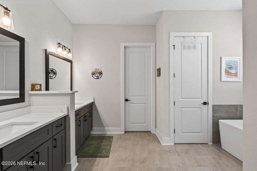 Furnished interior view inside a new home in , Hilliard (Image 58).