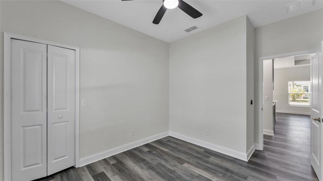 Spacious, unfurnished interior of a new home in , Winter Haven (Image 7).