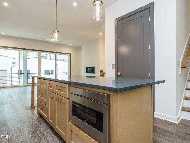 021-1280x960-kitchen