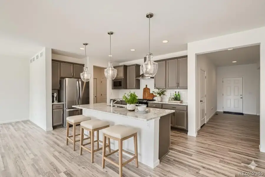 Riverbend Kitchen - Virtually staged photo Riverbend Kitchen - Virtually staged photo