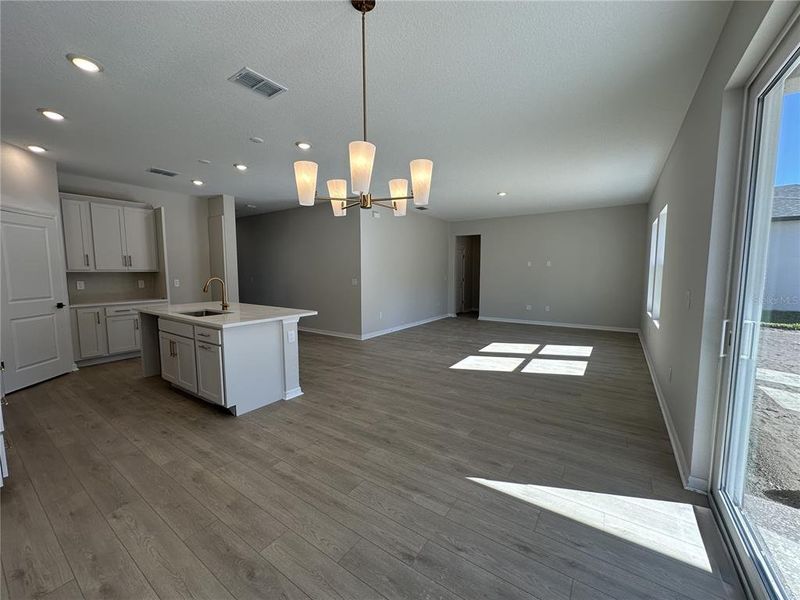 Spacious, unfurnished interior of a new home in Berry Bay, Wimauma (Image 16).
