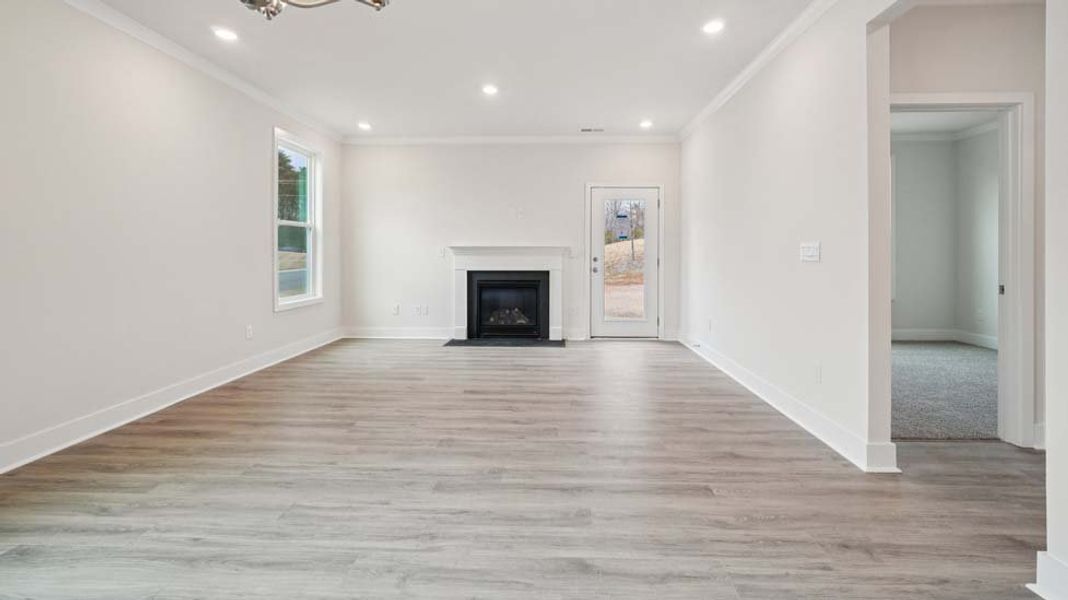Spacious, unfurnished interior of a new home in Laurelbrook, Sherrills Ford (Image 14).