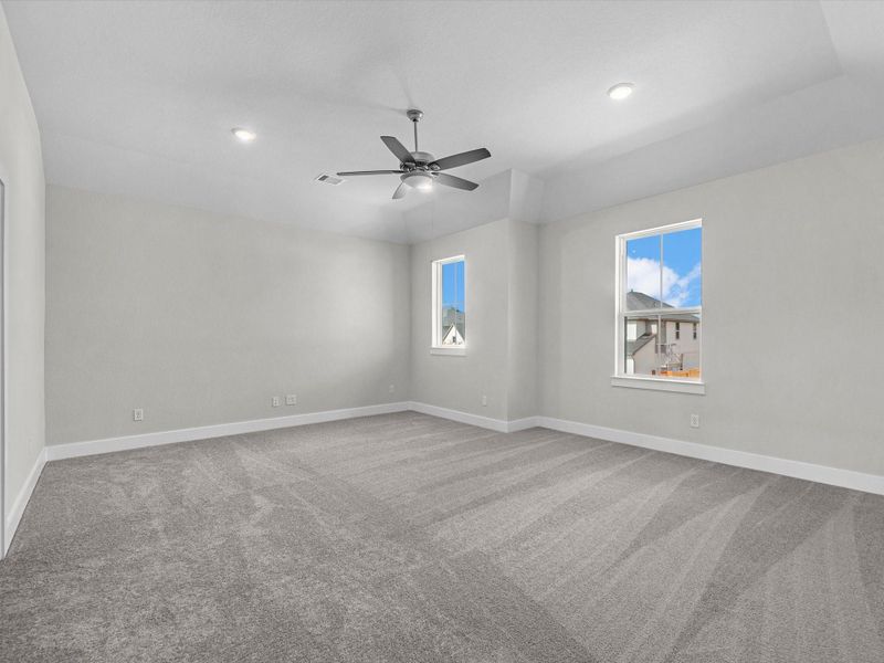 Spacious, unfurnished interior of a new home in Oakhill Reserve, Tomball (Image 19).