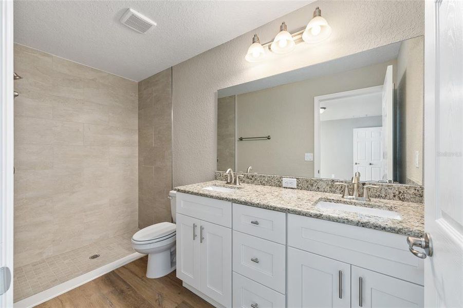 Furnished interior view inside a new home in , Citrus Springs (Image 7).