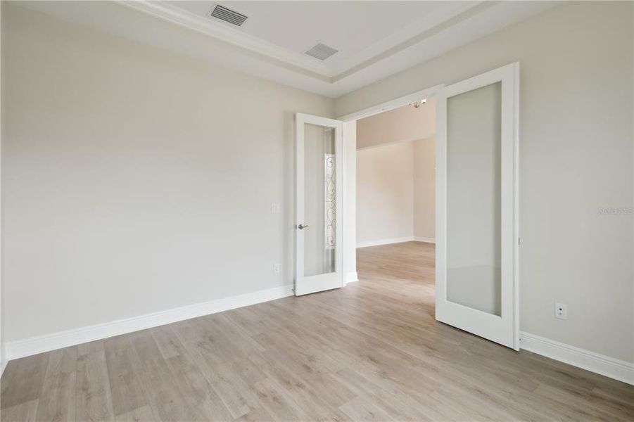 Spacious, unfurnished interior of a new home in Triple Creek, Riverview (Image 34).