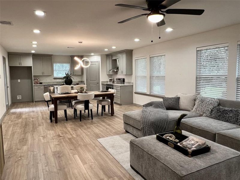 Furnished interior view inside a new home in , Dallas (Image 11).