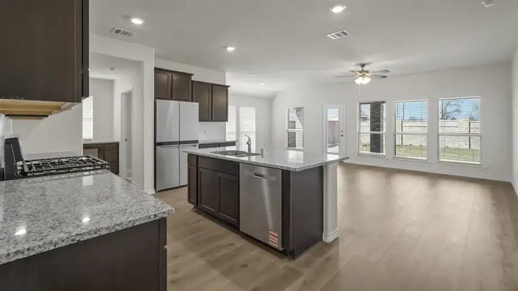 Furnished interior view inside a new home in Elevon, Lavon (Image 10).