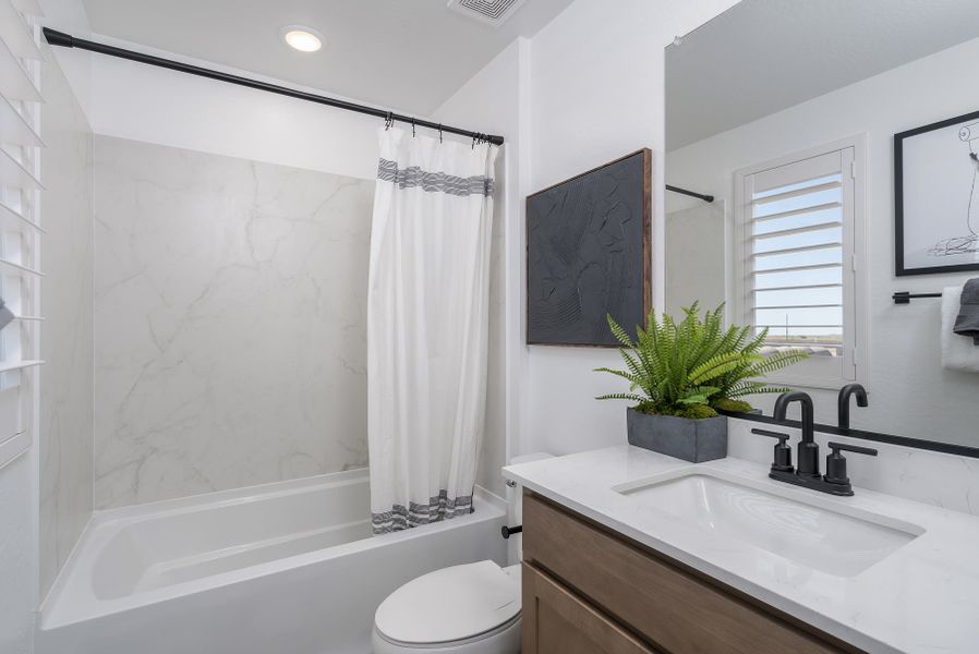 Bathroom | Monument | Wildera – Valley Series | New Homes in San Tan Valley, AZ | Landsea Homes