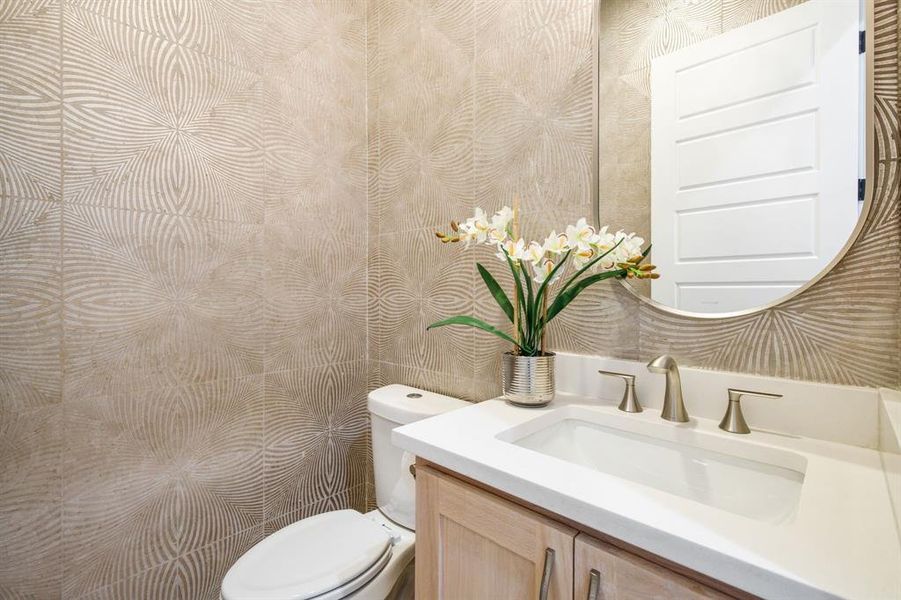 Furnished interior view inside a new home in , Dallas (Image 25).