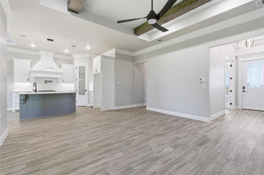 Spacious, unfurnished interior of a new home in , Tolar (Image 20). Spacious, unfurnished interior of a new home in , Tolar (Image 20).