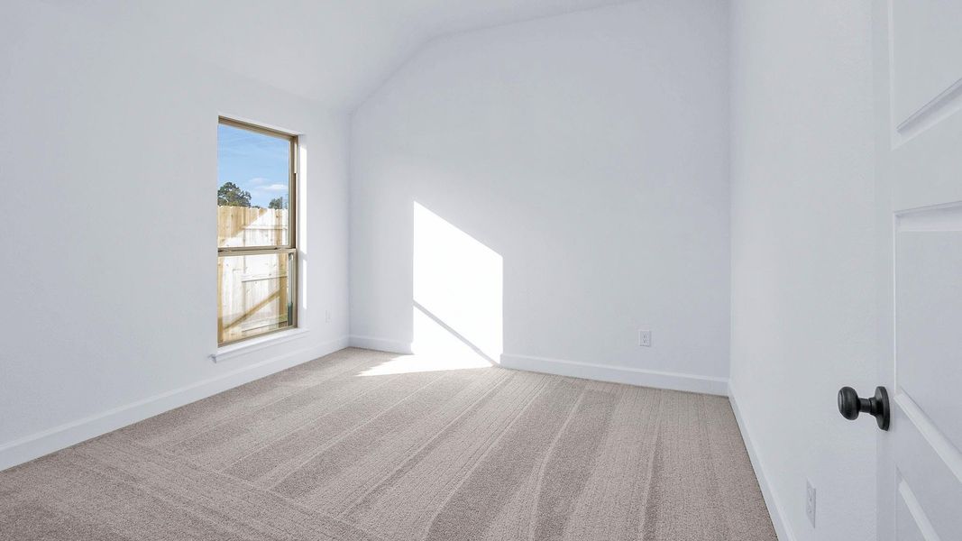 Spacious, unfurnished interior of a new home in Everly, Hockley (Image 10).