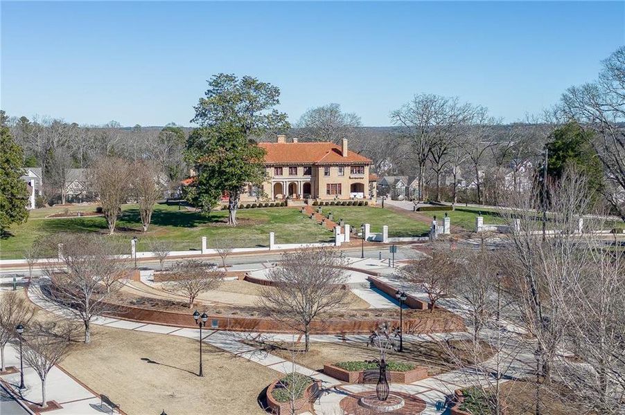 Community amenities in , Buford (Image 44).