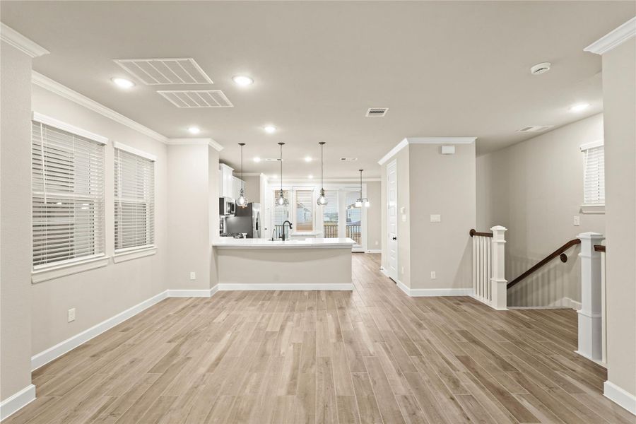 Sun-lit dining room (*Photo not of actual home and used for illustration purposes only.)