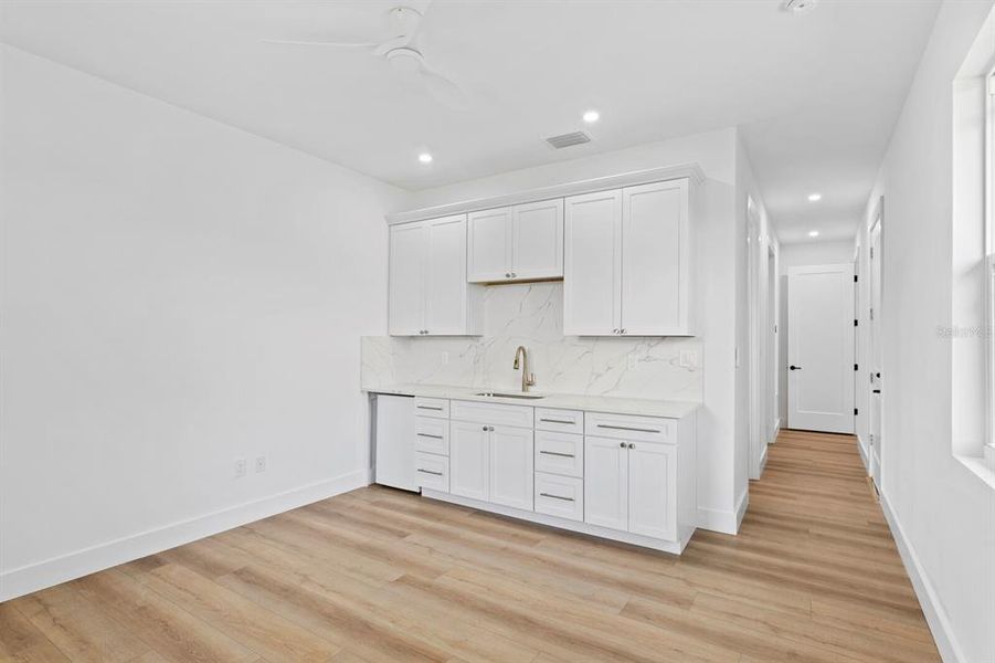 Image 48 of a home in .