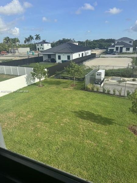 Image 18 of a home in .