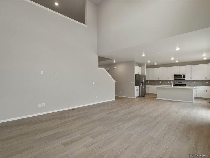 Spacious, unfurnished interior of a new home in Buffalo Highlands: The Canyon Collection, Commerce City (Image 33). Spacious, unfurnished interior of a new home in Buffalo Highlands: The Canyon Collection, Commerce City (Image 33).