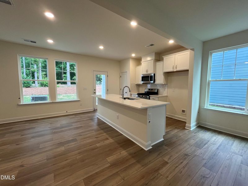 Kitchen/Dining