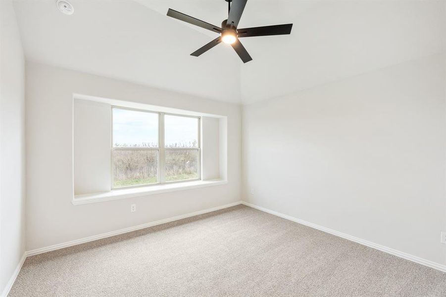 Spacious, unfurnished interior of a new home in Waverly Estates, Nevada (Image 34).