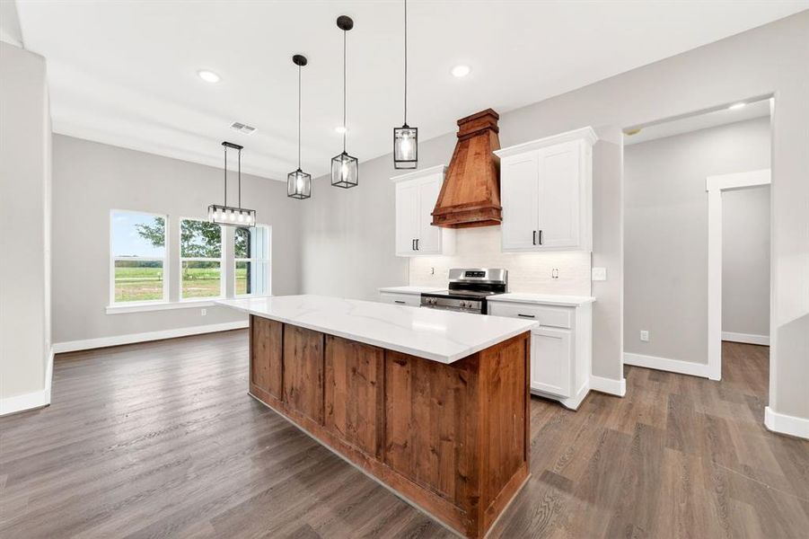 Furnished interior view inside a new home in , Edgewood (Image 12).