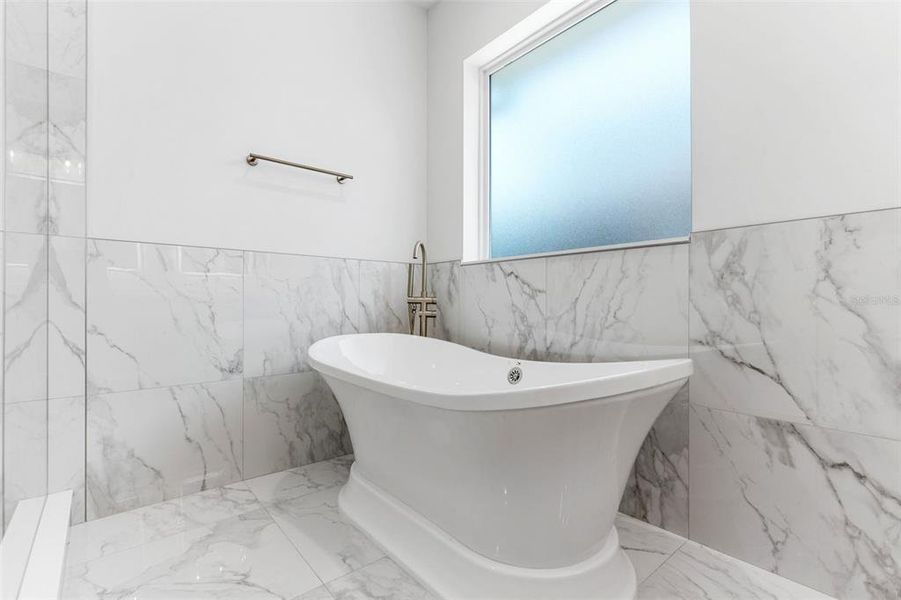 Furnished interior view inside a new home in Wyoming Estates, Tampa (Image 10). Furnished interior view inside a new home in Wyoming Estates, Tampa (Image 10).