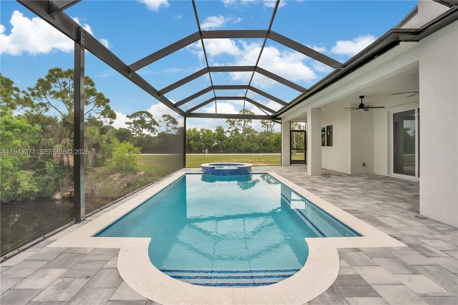 Exterior details and patio area of a home in , Cape Coral (Image 29).