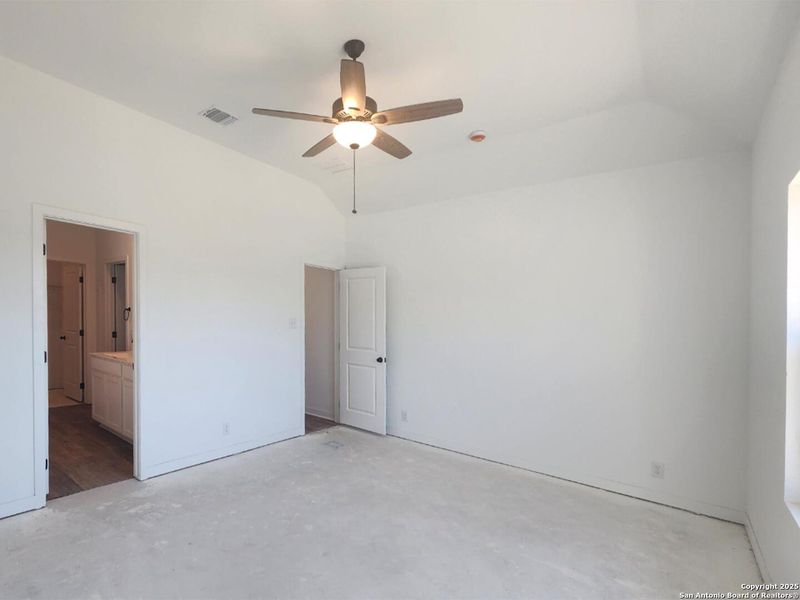 Image 24 of a home in Arcadia Ridge.