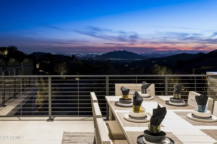 Alfresco Dining Views