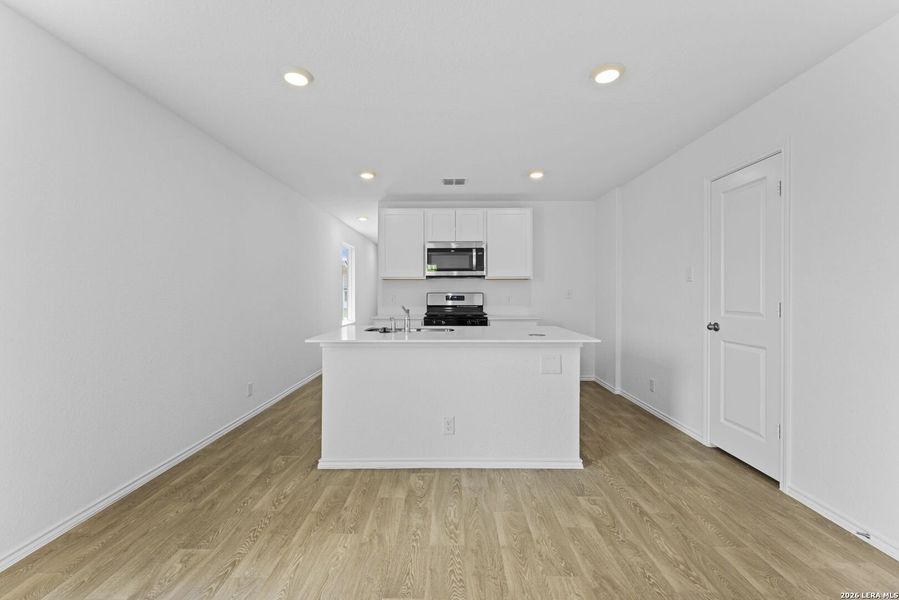 Furnished interior view inside a new home in Blue Ridge Ranch, San Antonio (Image 5).