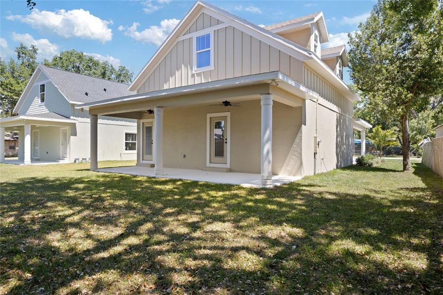 Front exterior of a new home in , Plant City, FL, highlighting curb appeal (Image 1).