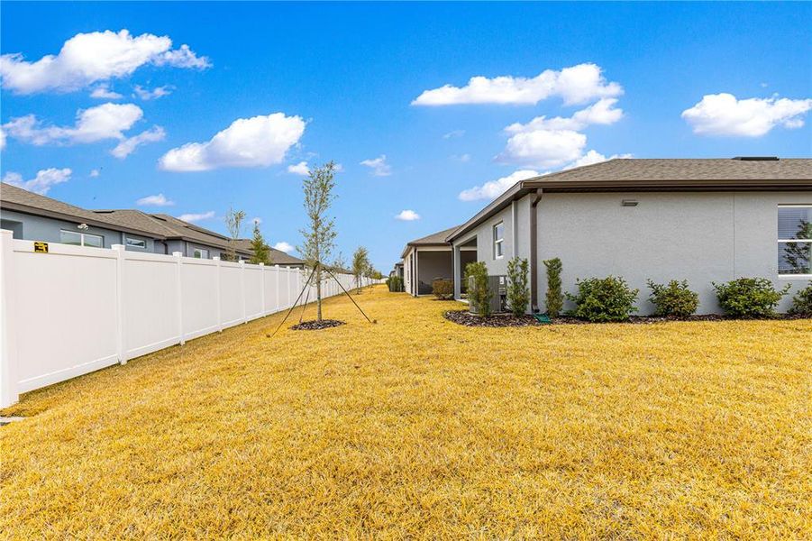 Exterior details and patio area of a home in Pioneer Ranch, Ocala (Image 24).