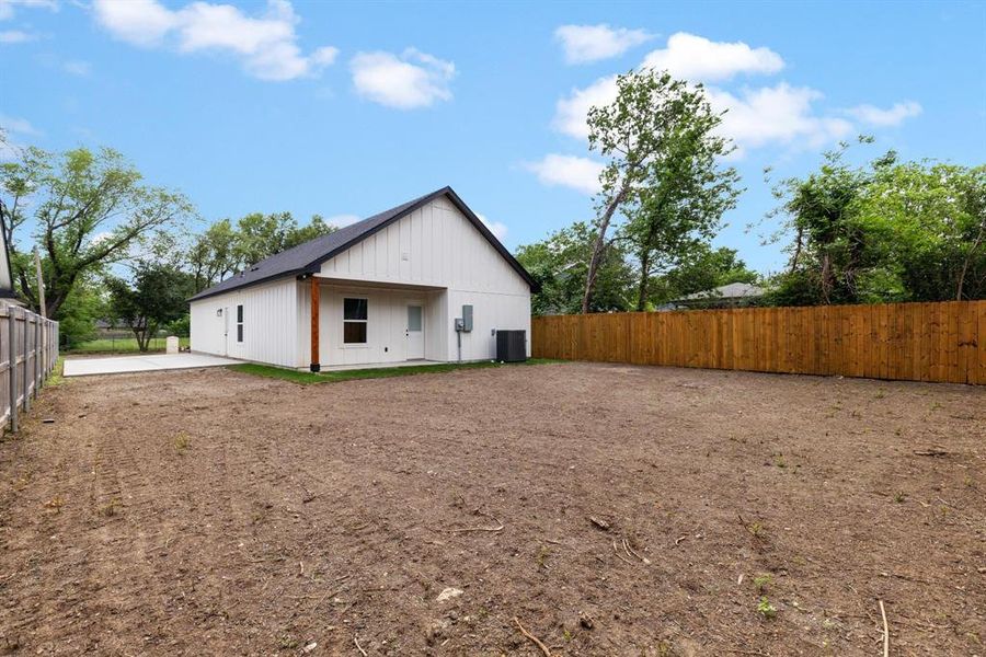 Exterior details and patio area of a home in , Fort Worth (Image 3).