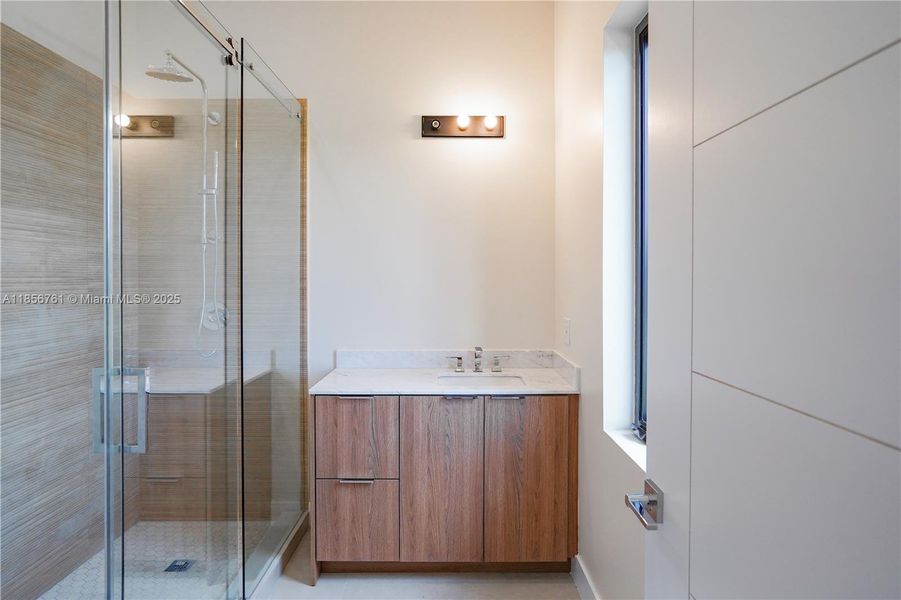 Furnished interior view inside a new home in , Homestead (Image 13).