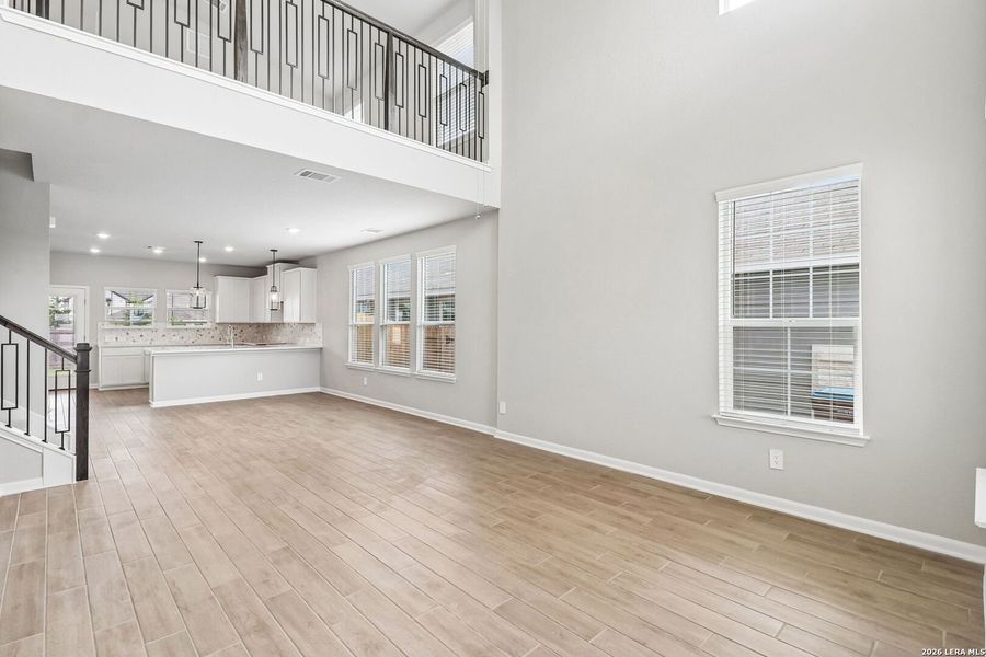 Spacious, unfurnished interior of a new home in Estancia Ranch - Premier Series, San Antonio (Image 33). Spacious, unfurnished interior of a new home in Estancia Ranch - Premier Series, San Antonio (Image 33).