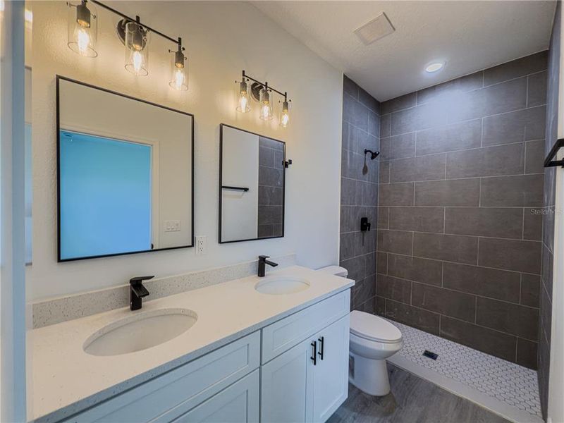 Furnished interior view inside a new home in , Ocala (Image 17).