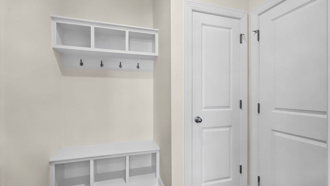 Image 28 of a home in Lybrook Village.