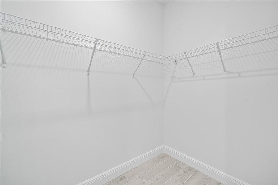 Spacious, unfurnished interior of a new home in , Fort Pierce (Image 26).