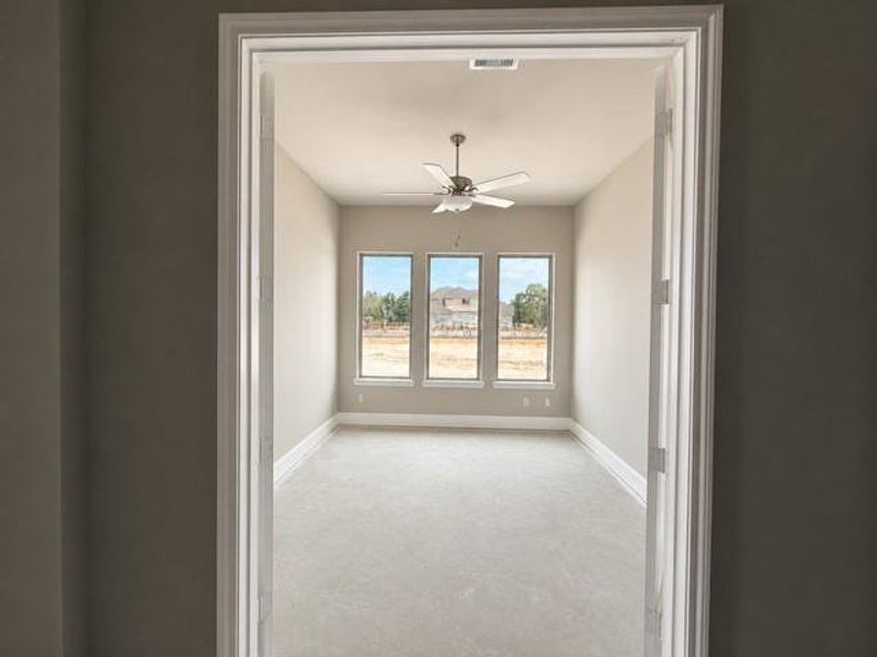 Spacious, unfurnished interior of a new home in , Spring (Image 10).
