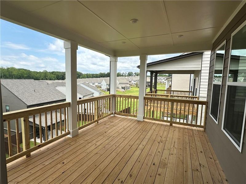Exterior details and patio area of a home in Kentmere, Auburn (Image 4).