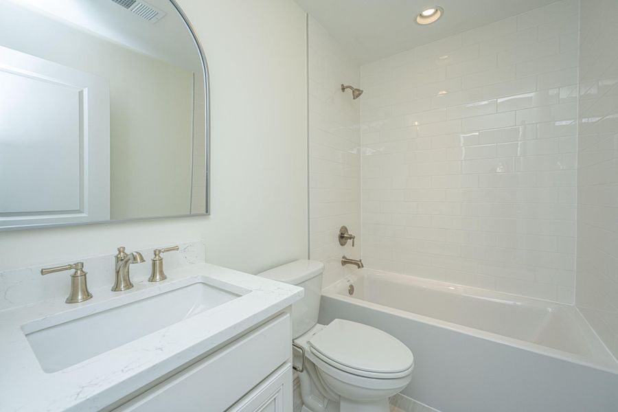 Image 49 of a home in .