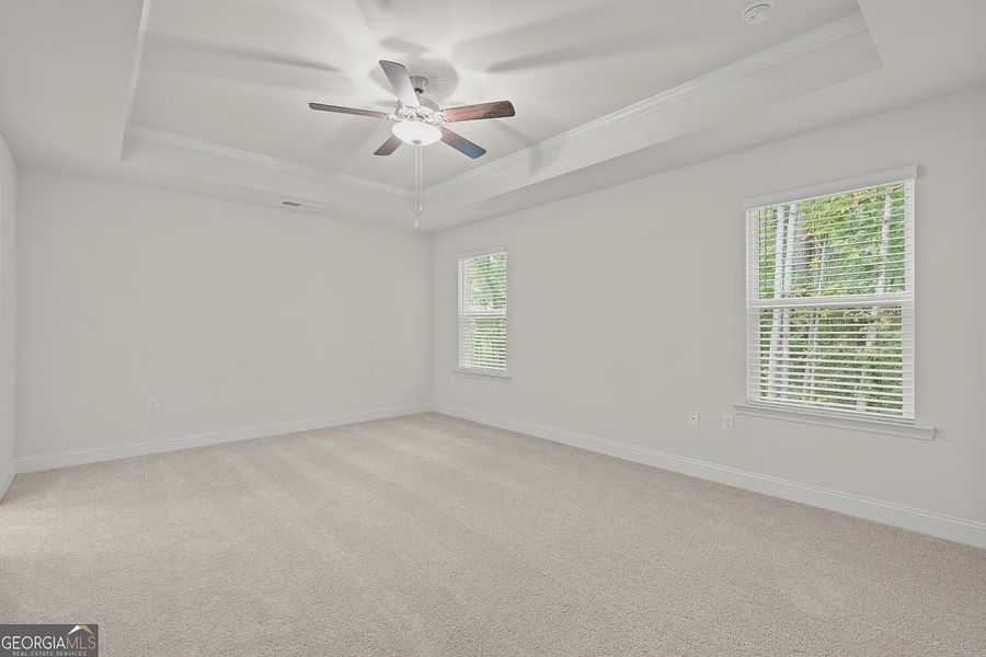 Spacious, unfurnished interior of a new home in Canterbury Villas, Carrollton (Image 21).