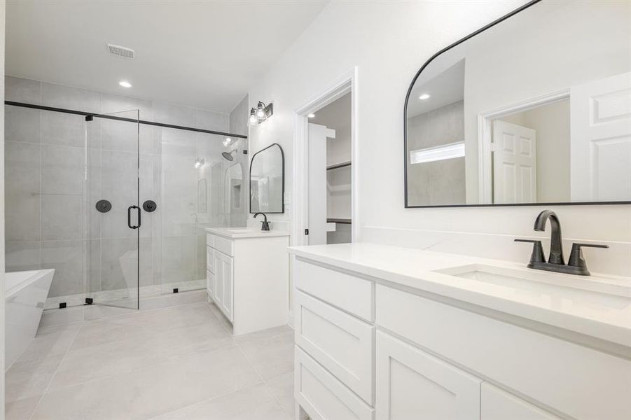 Furnished interior view inside a new home in , Terrell (Image 10).