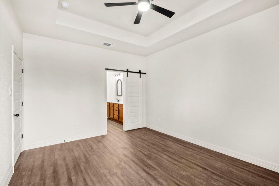 Spacious, unfurnished interior of a new home in , Killeen (Image 16).