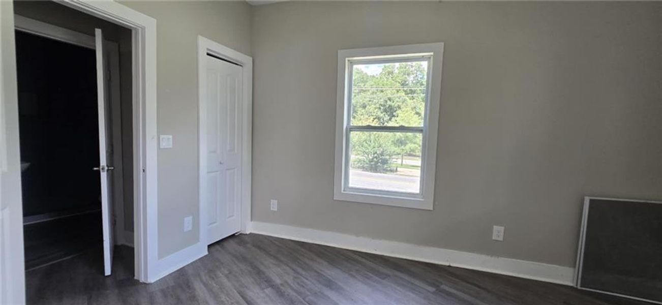 Spacious, unfurnished interior of a new home in , Atlanta (Image 22).