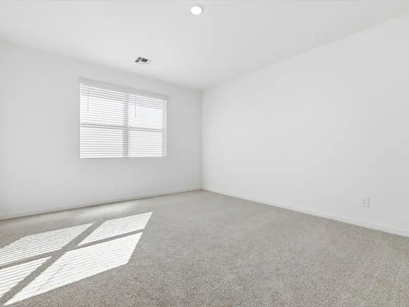 Spacious, unfurnished interior of a new home in Paloma Creek - Estate Series, Surprise (Image 16).