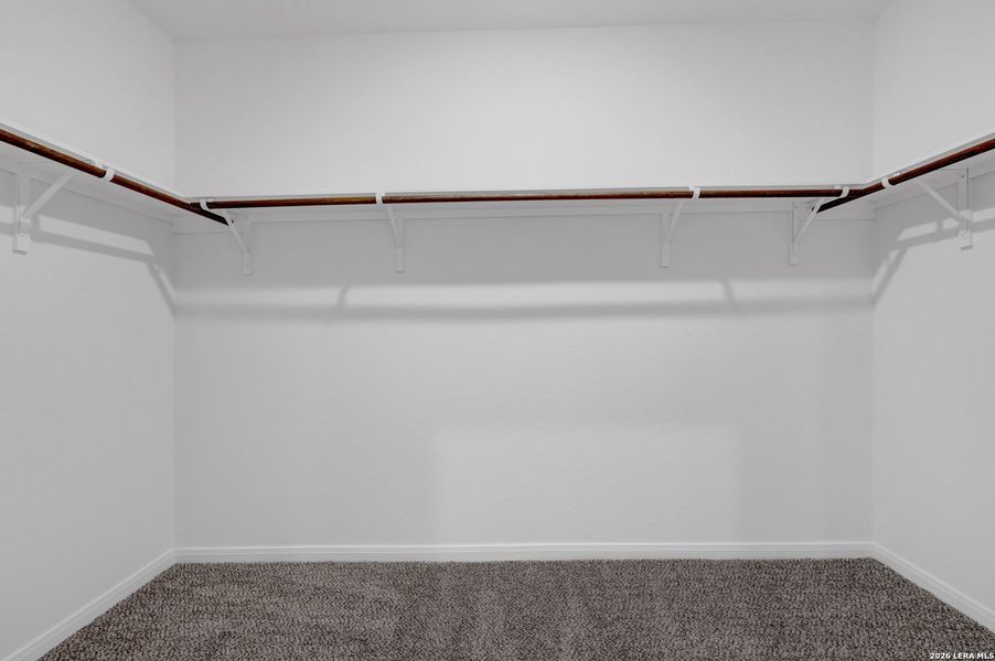 Spacious, unfurnished interior of a new home in Greenspoint Heights, Seguin (Image 29).