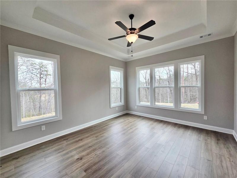 Spacious, unfurnished interior of a new home in , Waleska (Image 12).