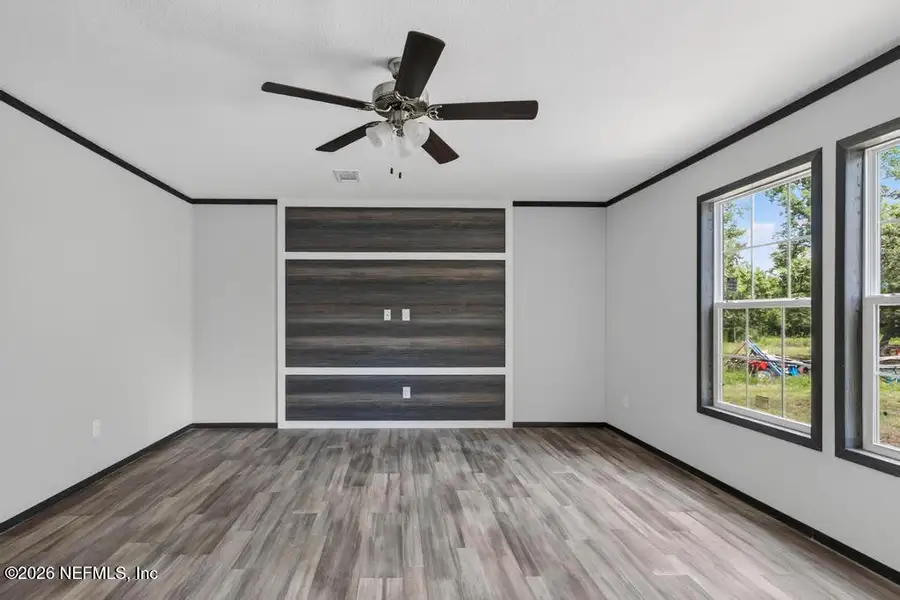 Spacious, unfurnished interior of a new home in , Callahan (Image 23).