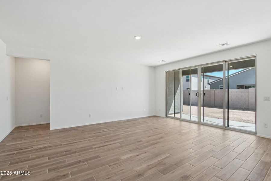 8-web-or-mls-W Mellen Ln-S3009-008 8-web-or-mls-W Mellen Ln-S3009-008