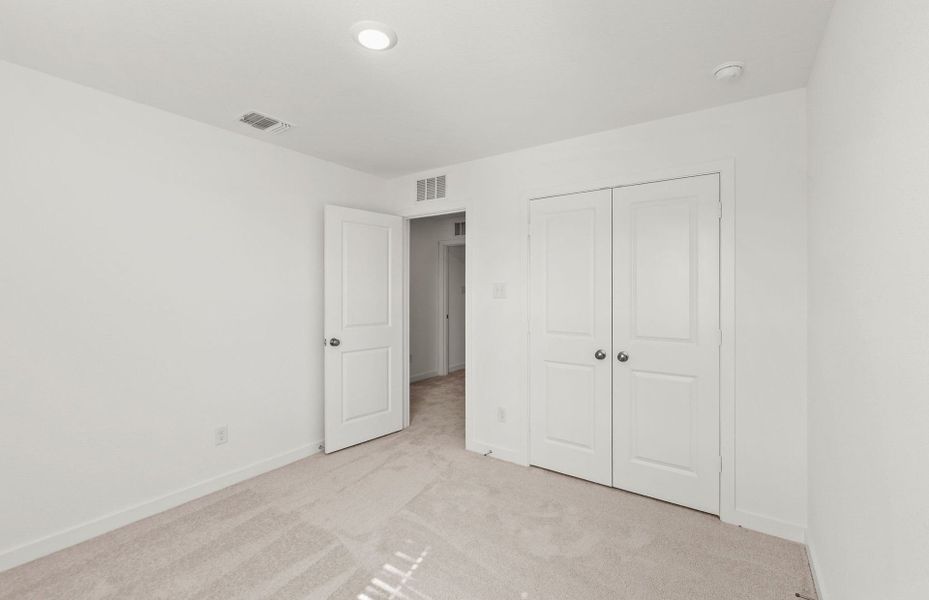 Spacious, unfurnished interior of a new home in Lagos, Manor (Image 20). Spacious, unfurnished interior of a new home in Lagos, Manor (Image 20).