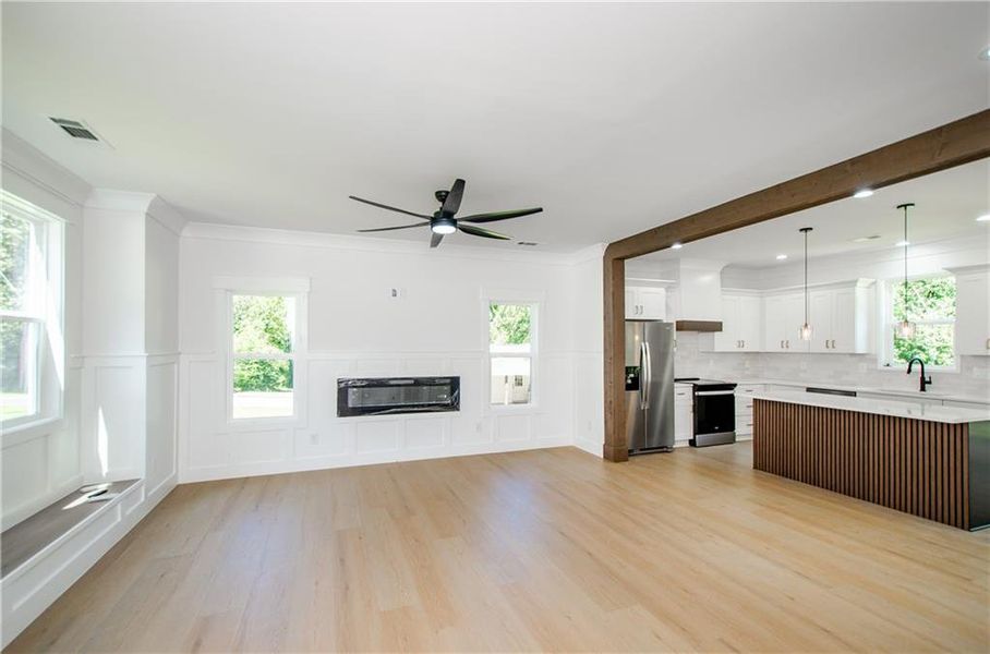 Spacious, unfurnished interior of a new home in , Gainesville (Image 28).
